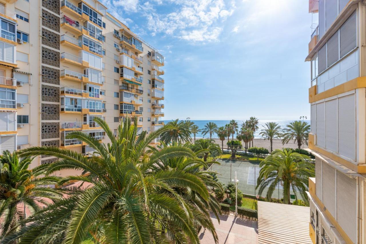 50 Mts With Sea Views Pool *
