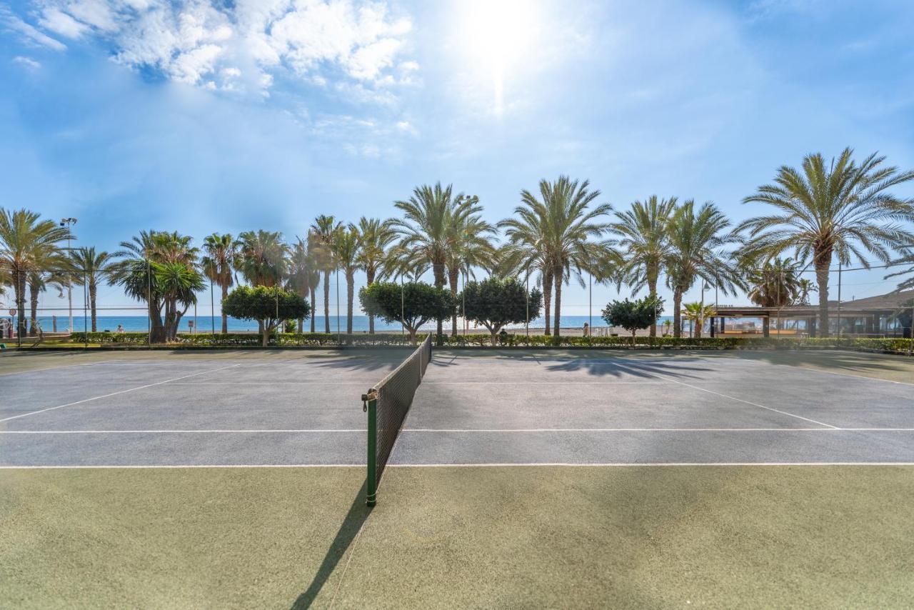 50 Mts With Sea Views Pool Apartment